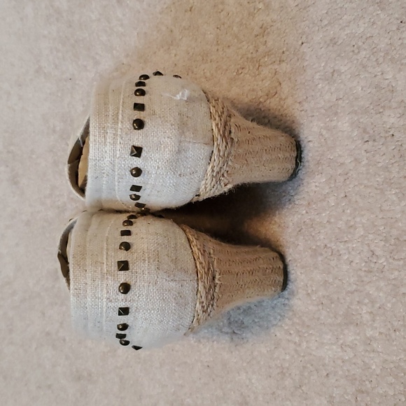 Sketchers open toe shoes - Picture 2 of 5